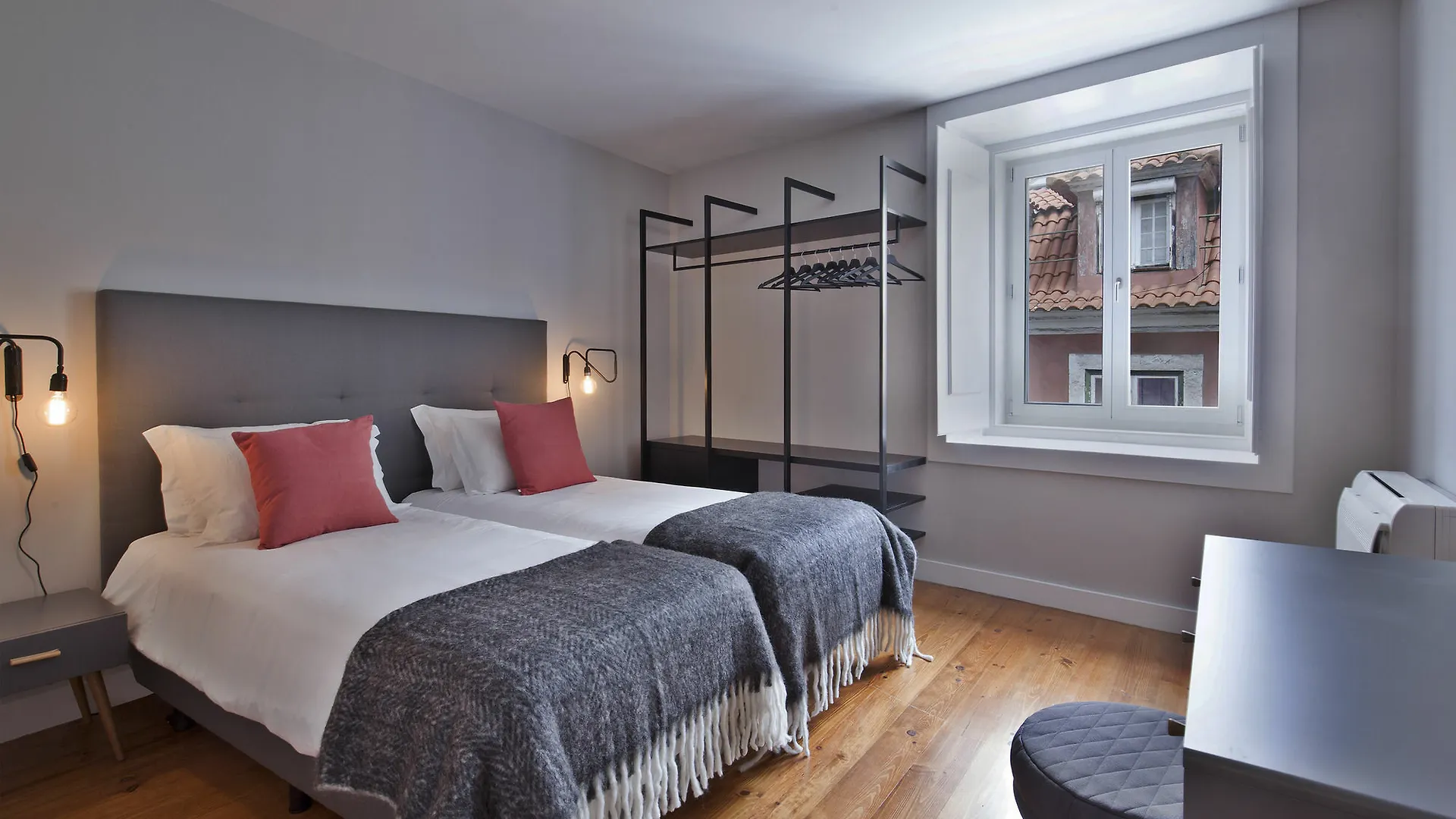 Lisbon Five Stars Apartments Combro 7